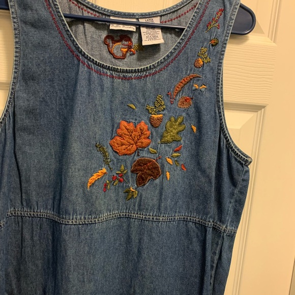 Women’s Vintage Denim Dress. - Picture 2 of 7